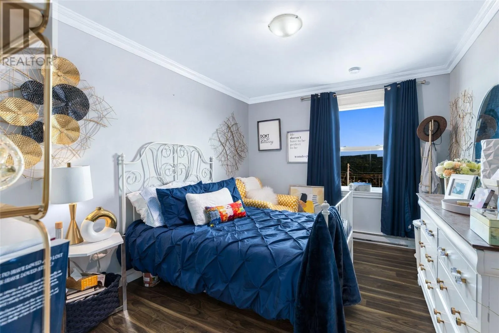 12 Guernsey Place Unit#4 #4