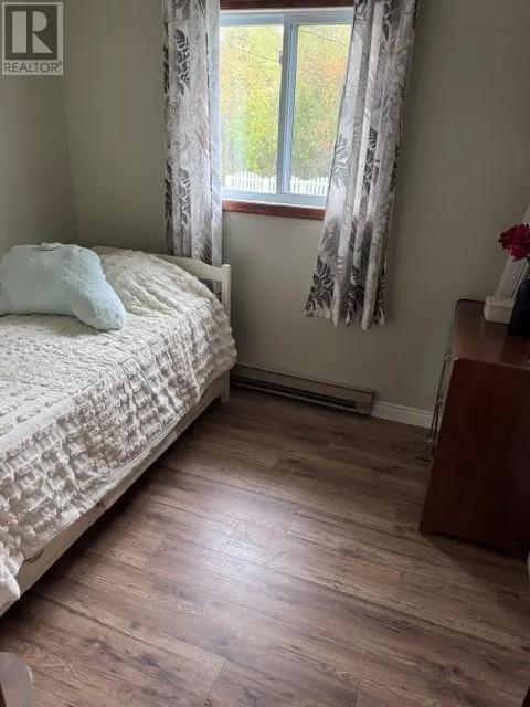 7 Centennial Drive