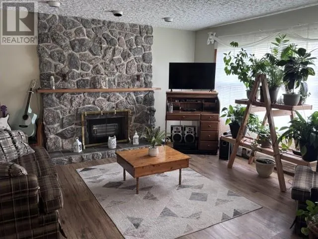7 Centennial Drive