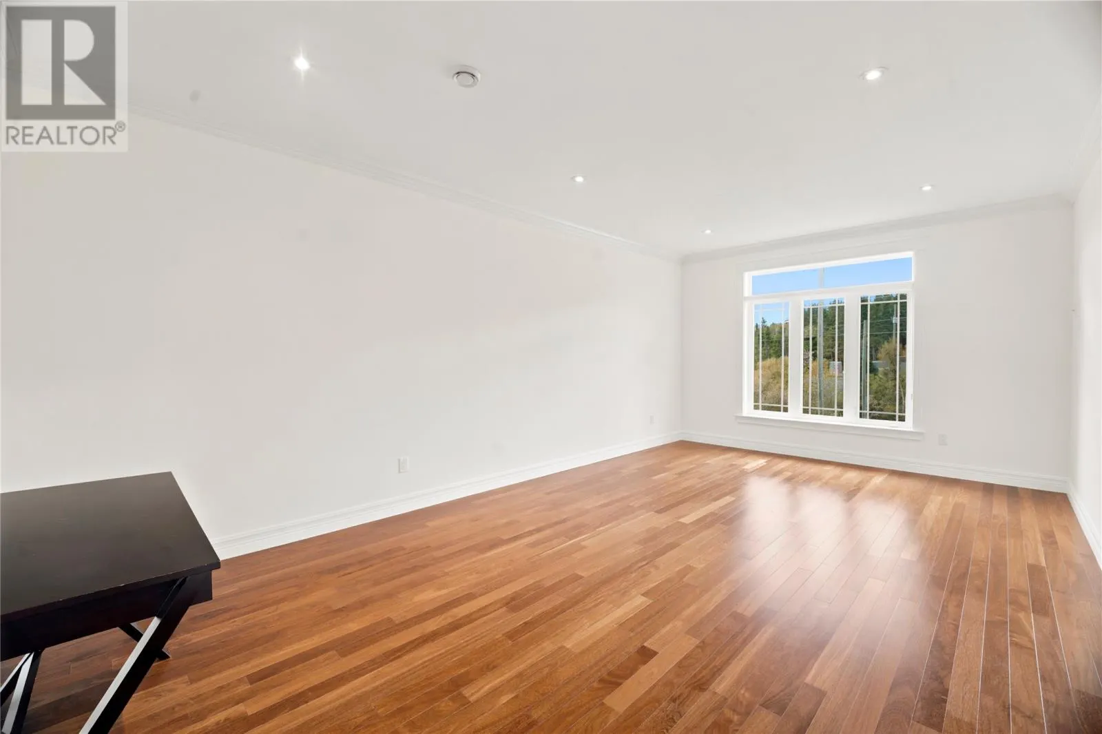 8 Harvey Place