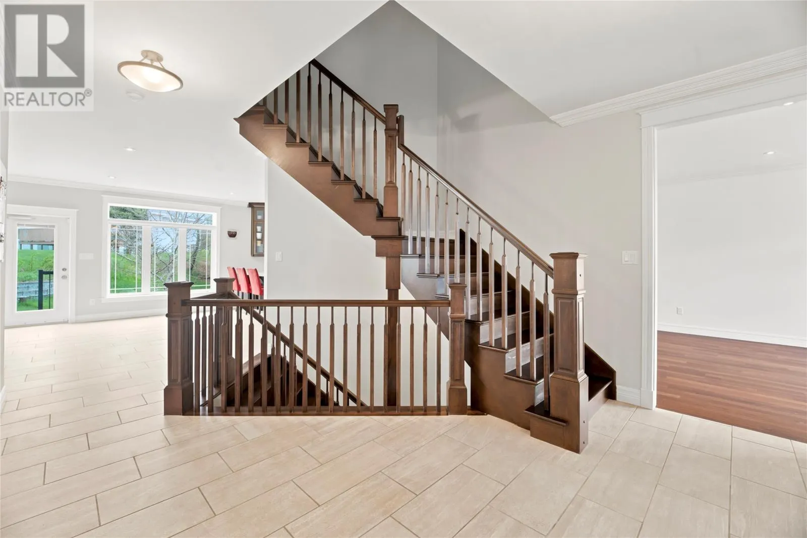 8 Harvey Place