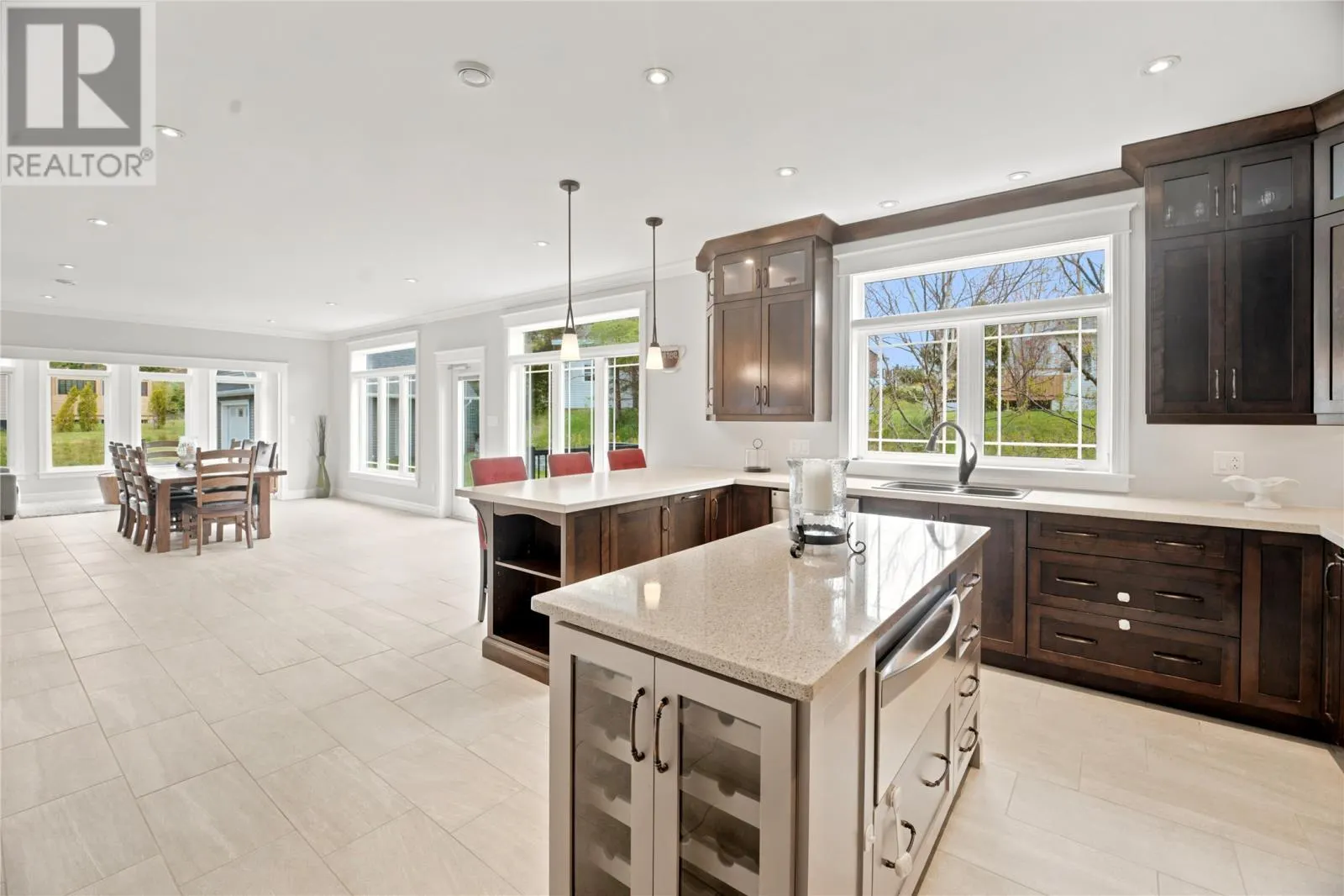 8 Harvey Place
