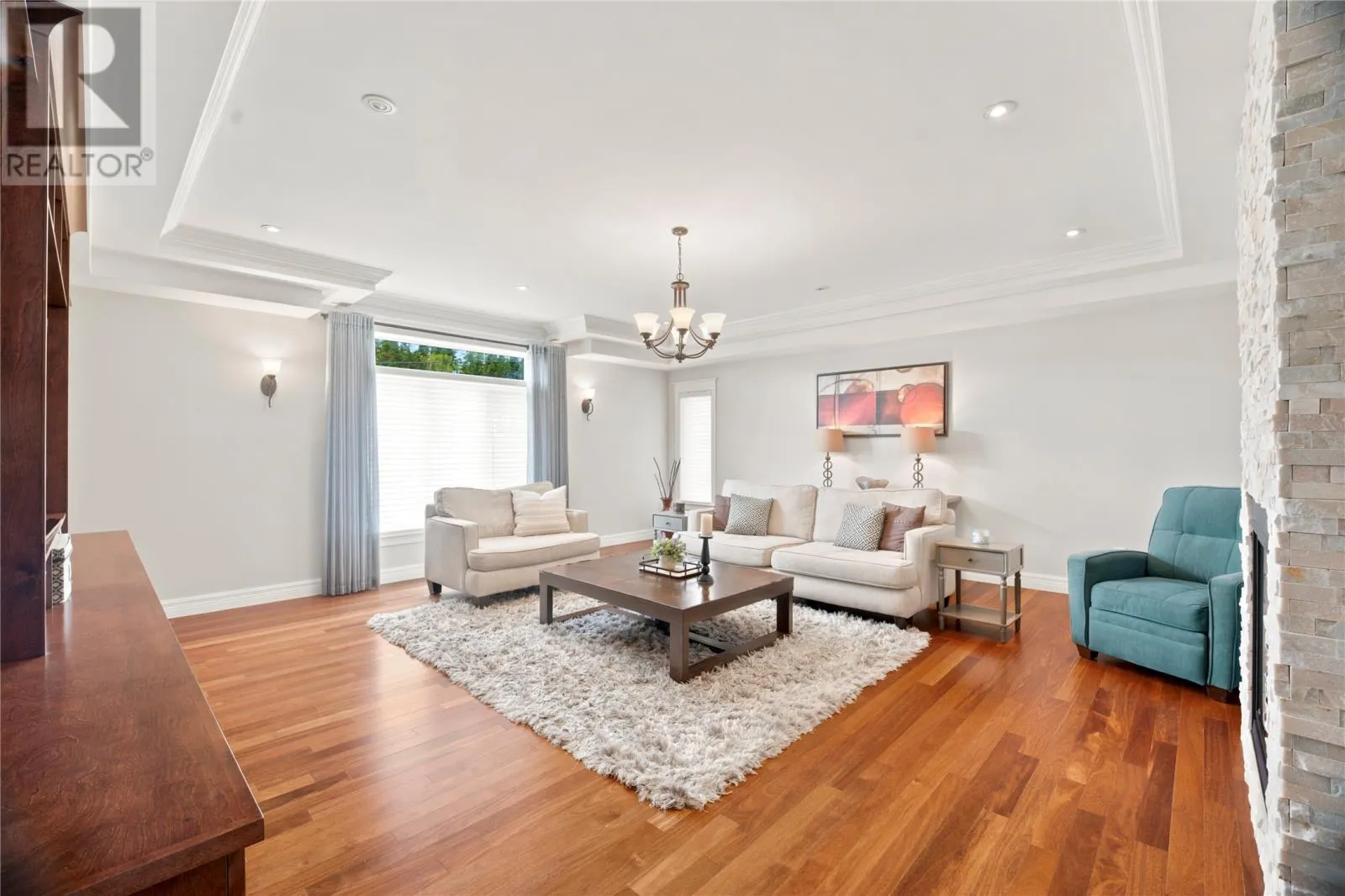 8 Harvey Place