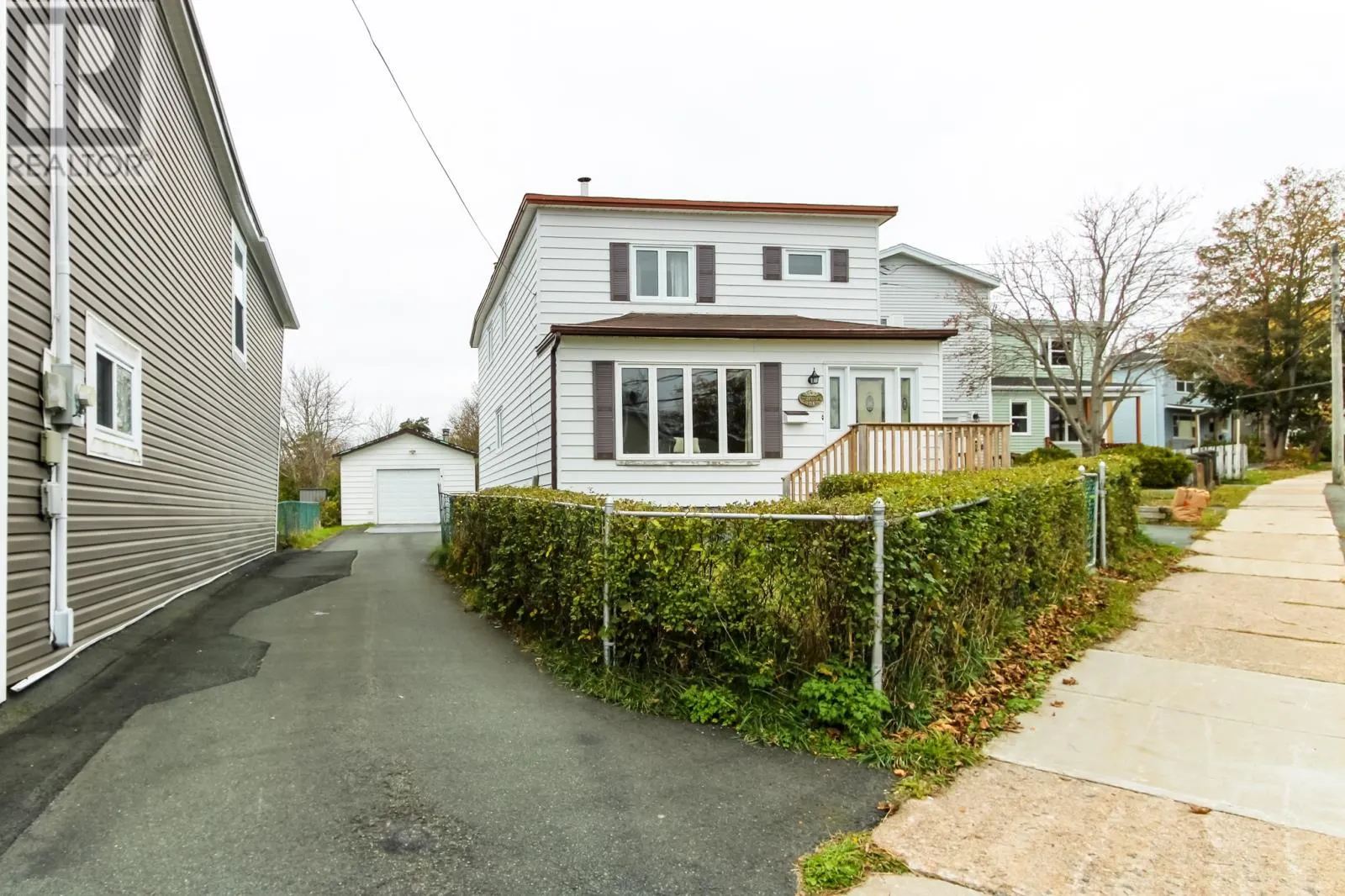 51 Golf Avenue