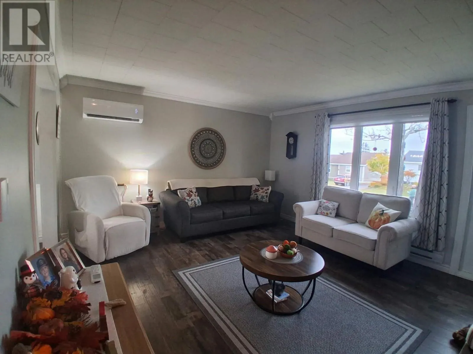 25 Forest Road