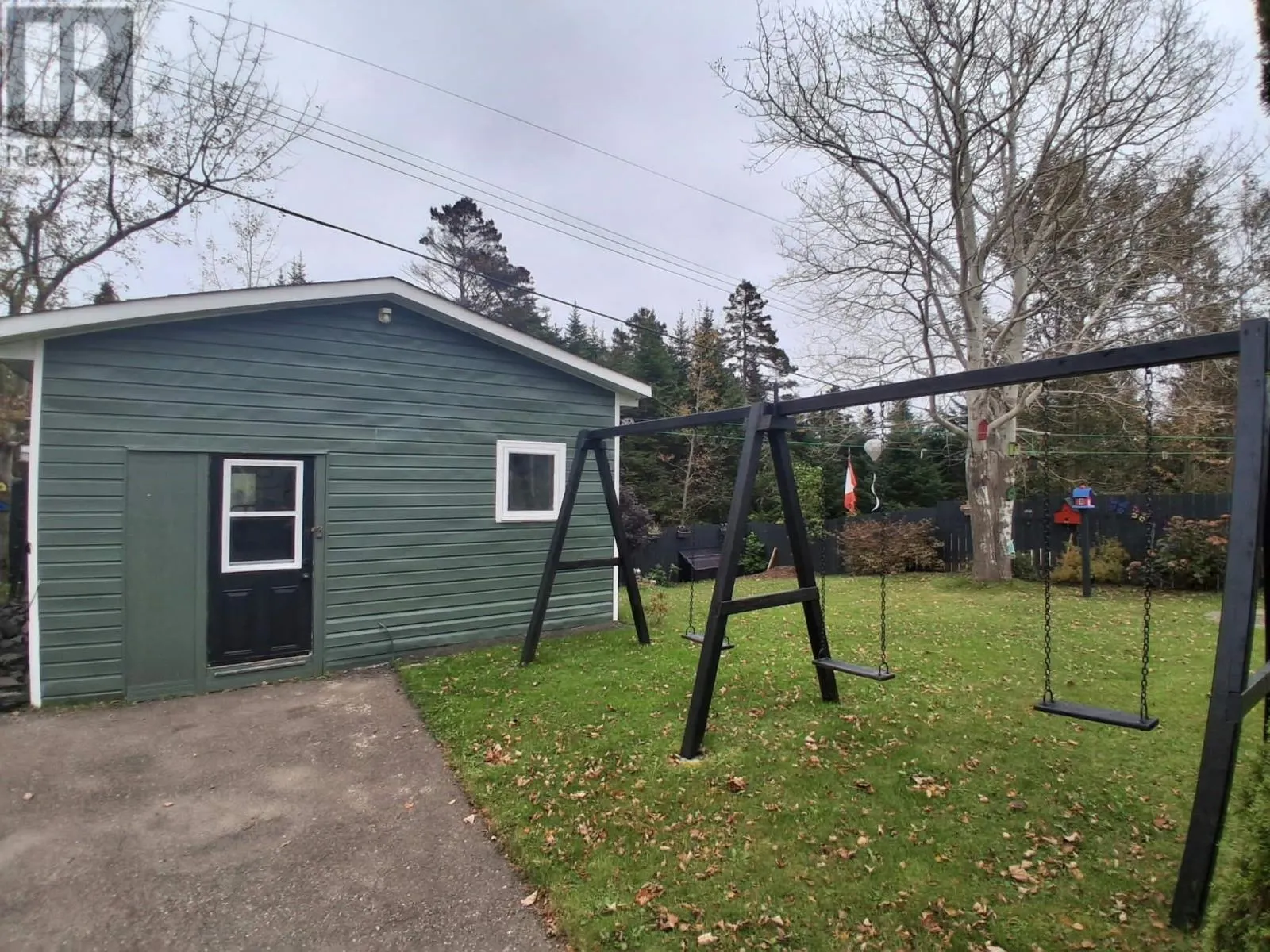 25 Forest Road