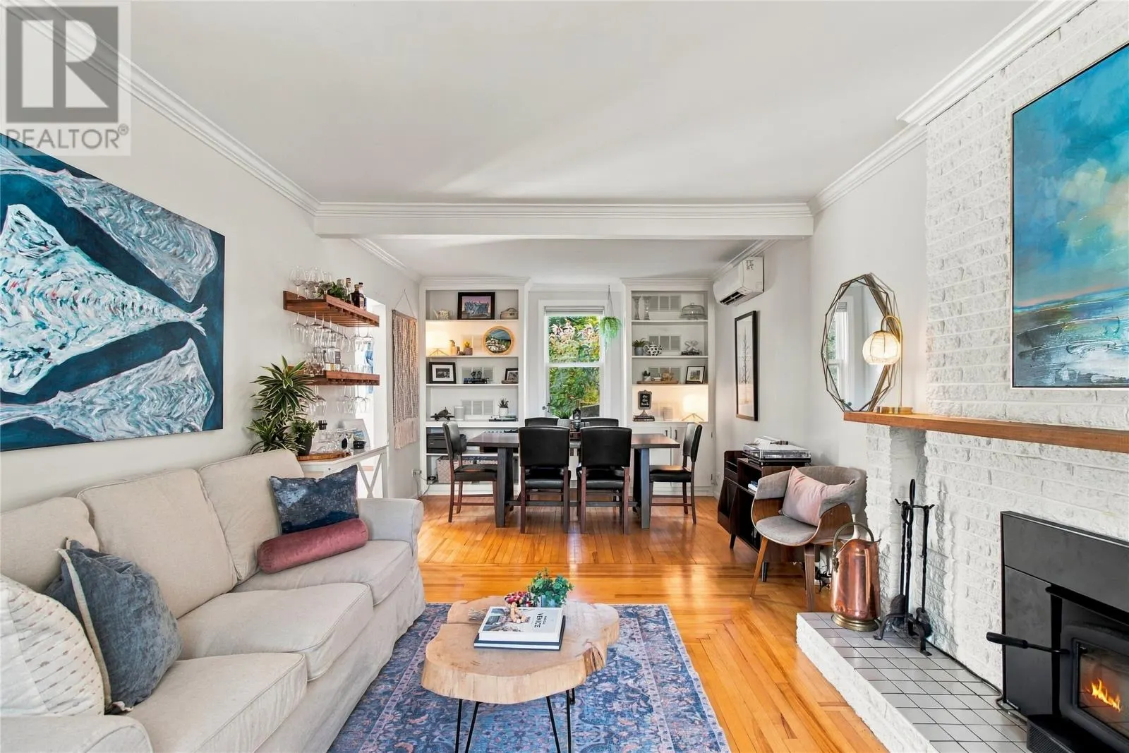 19 Long Pond Road