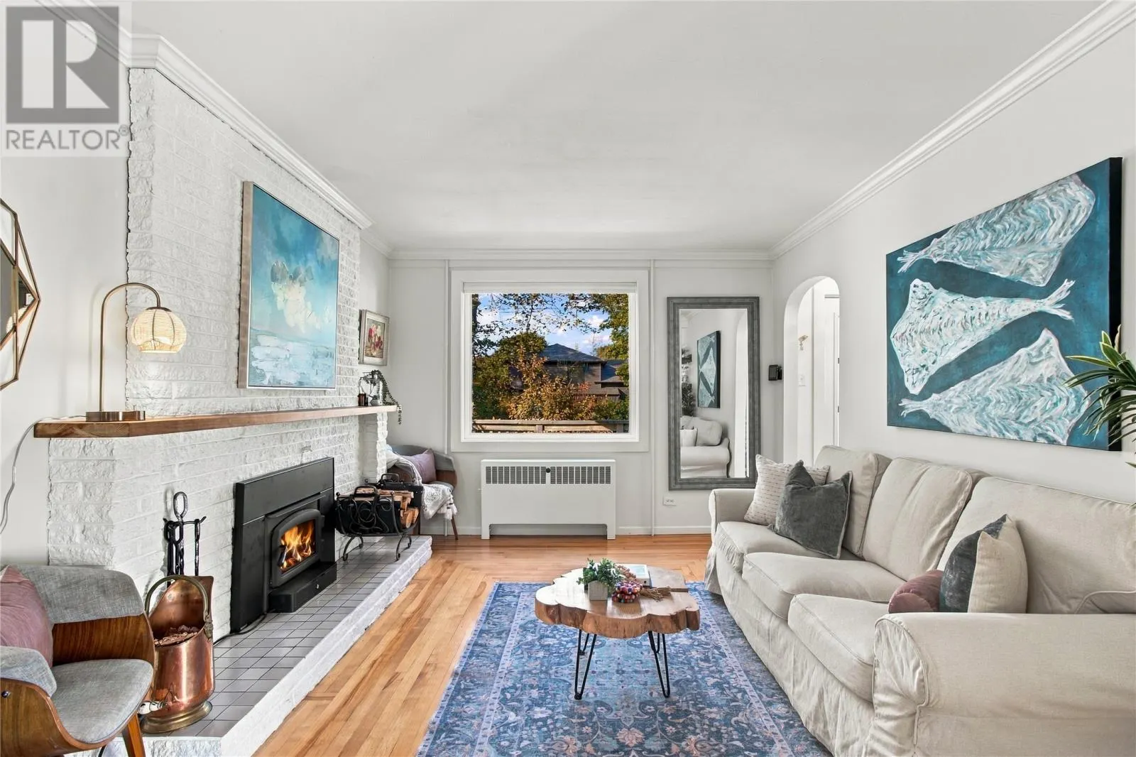 19 Long Pond Road