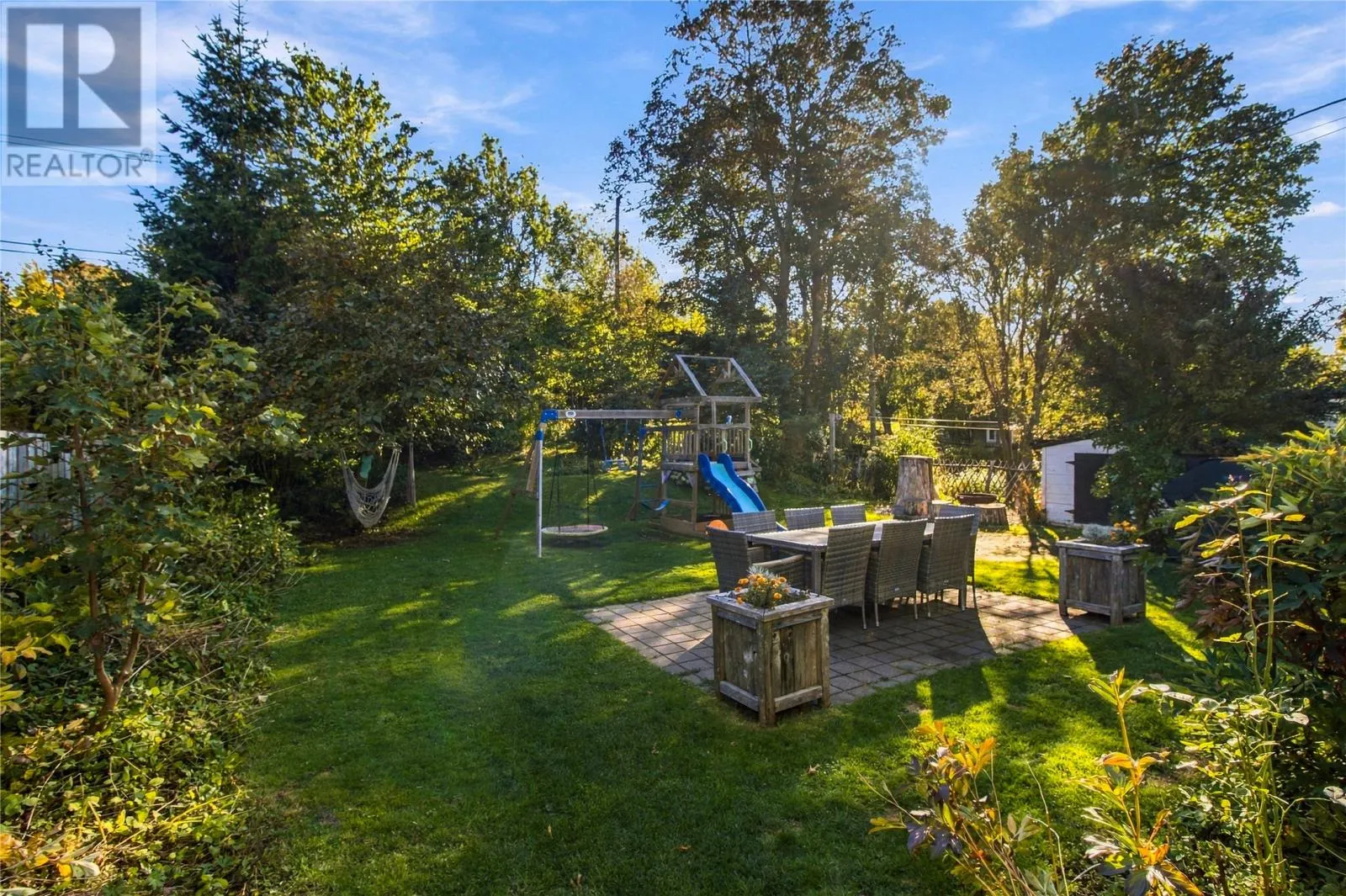 19 Long Pond Road