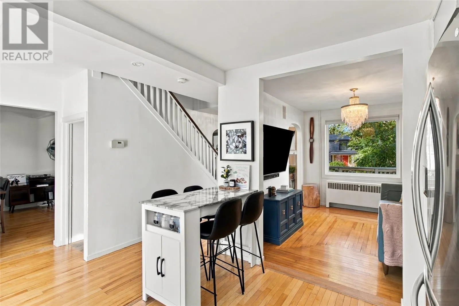 19 Long Pond Road