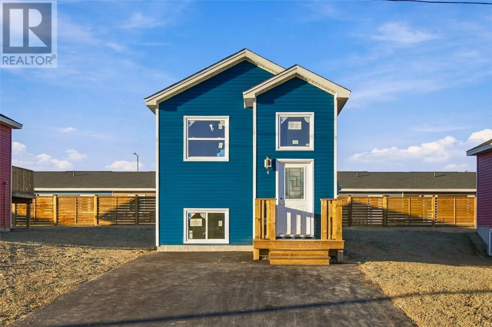 8 Viking Drive