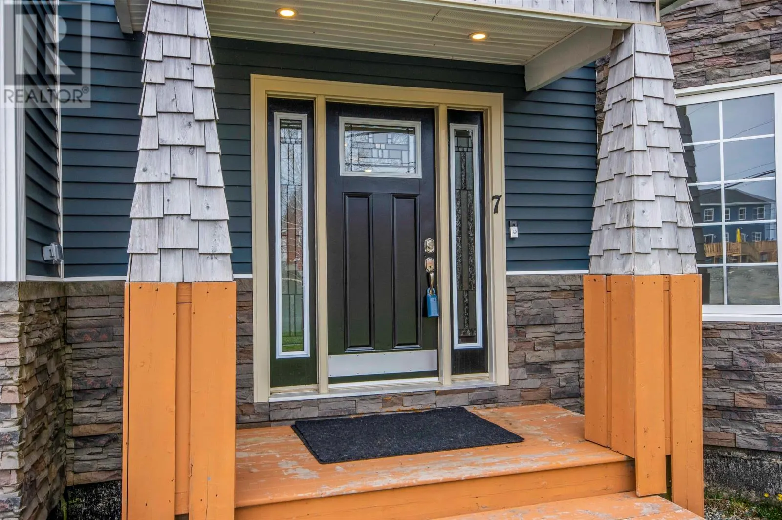 7 Christopher Street