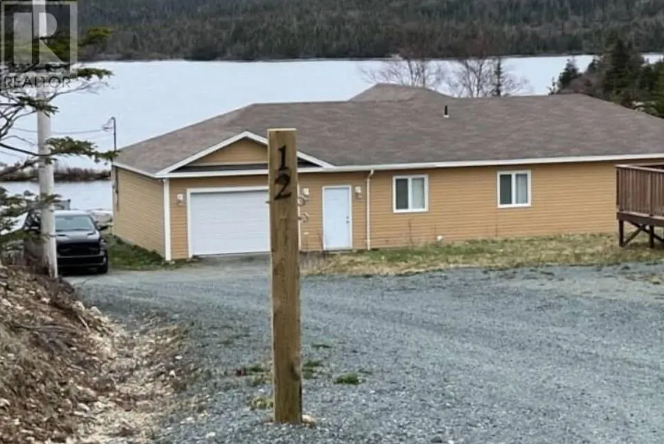 12 Horse Cops Road