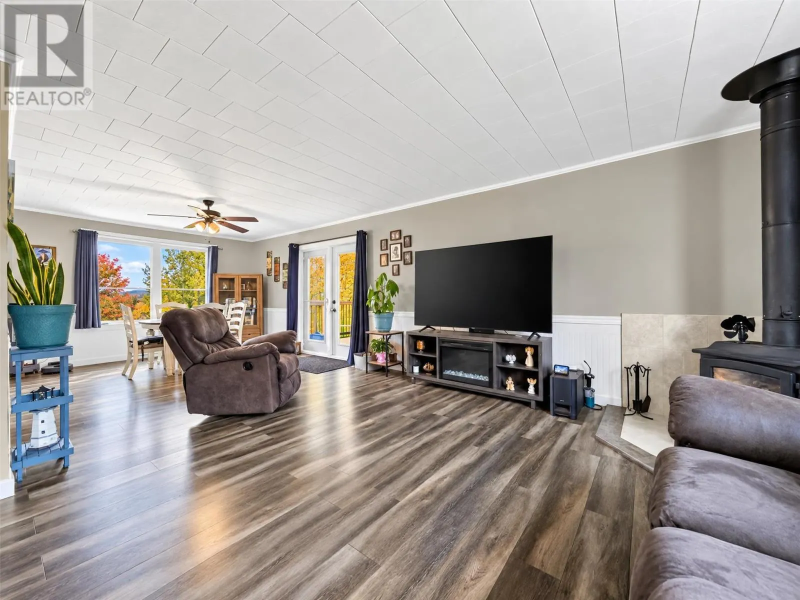 77 Cormack Drive