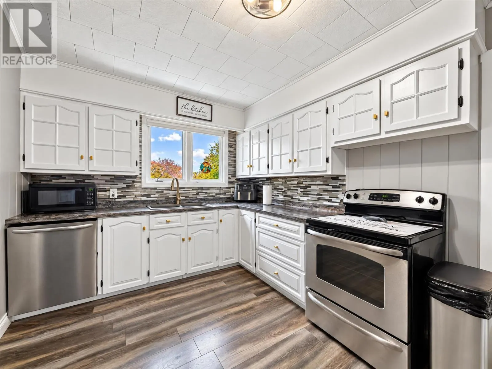 77 Cormack Drive