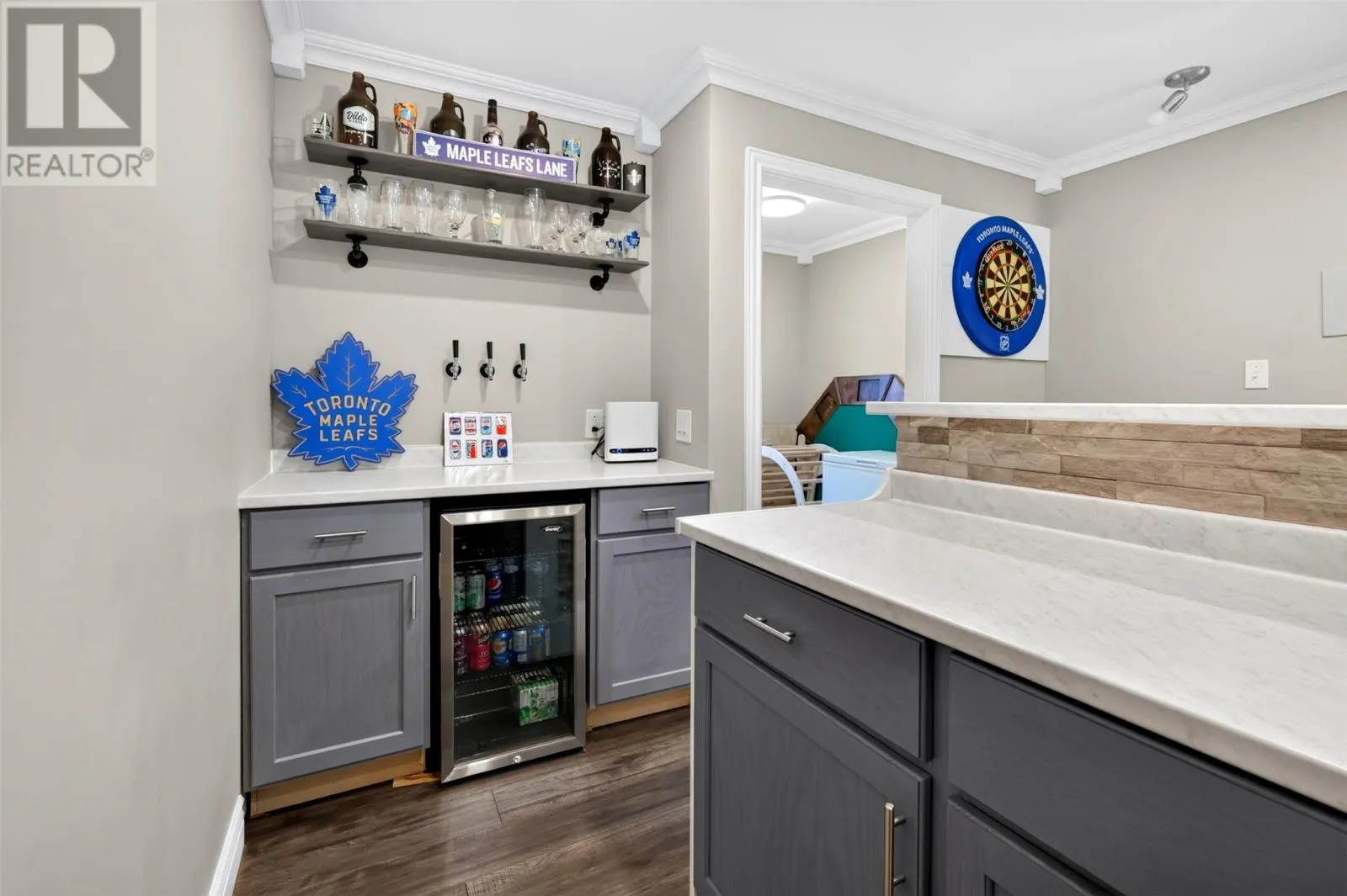16 Starlight Drive