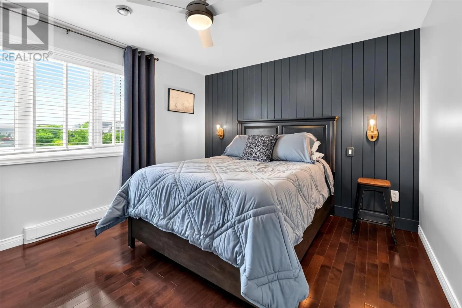 16 Starlight Drive