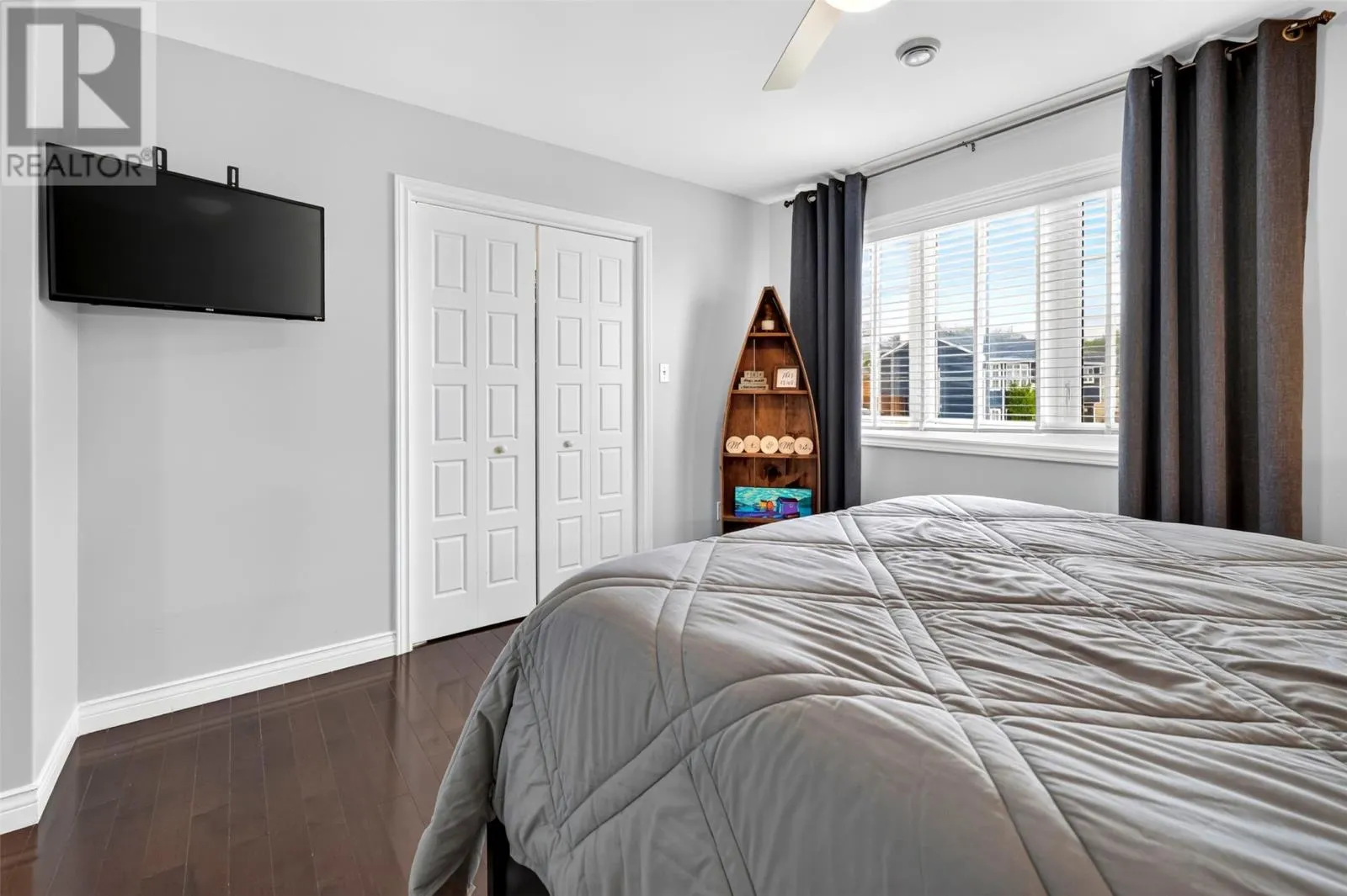 16 Starlight Drive