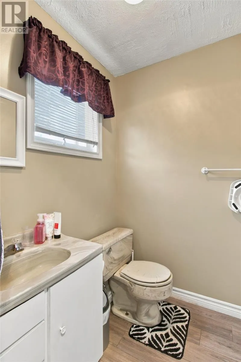13 Penmore Drive