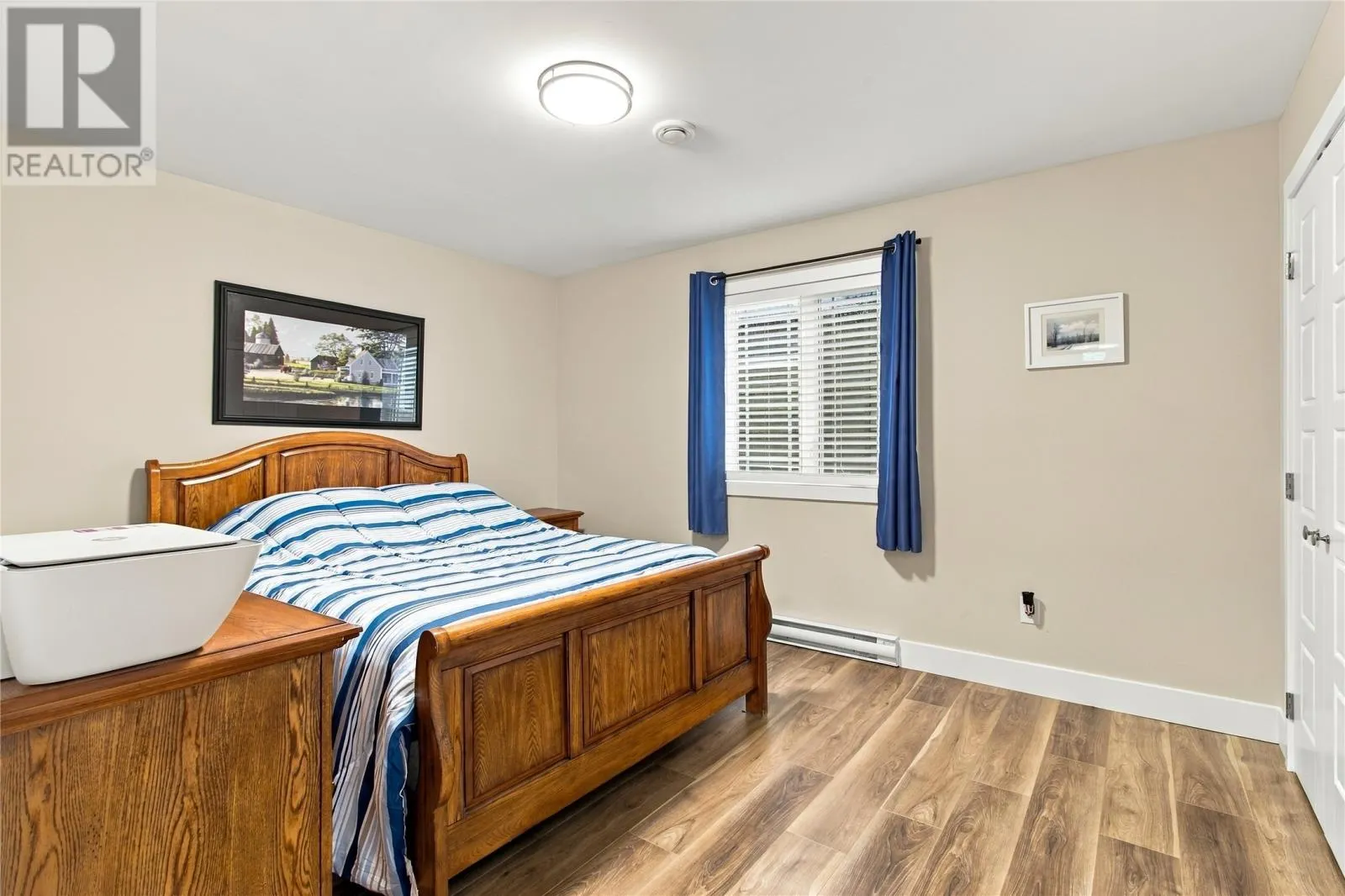 15 Kemble Avenue