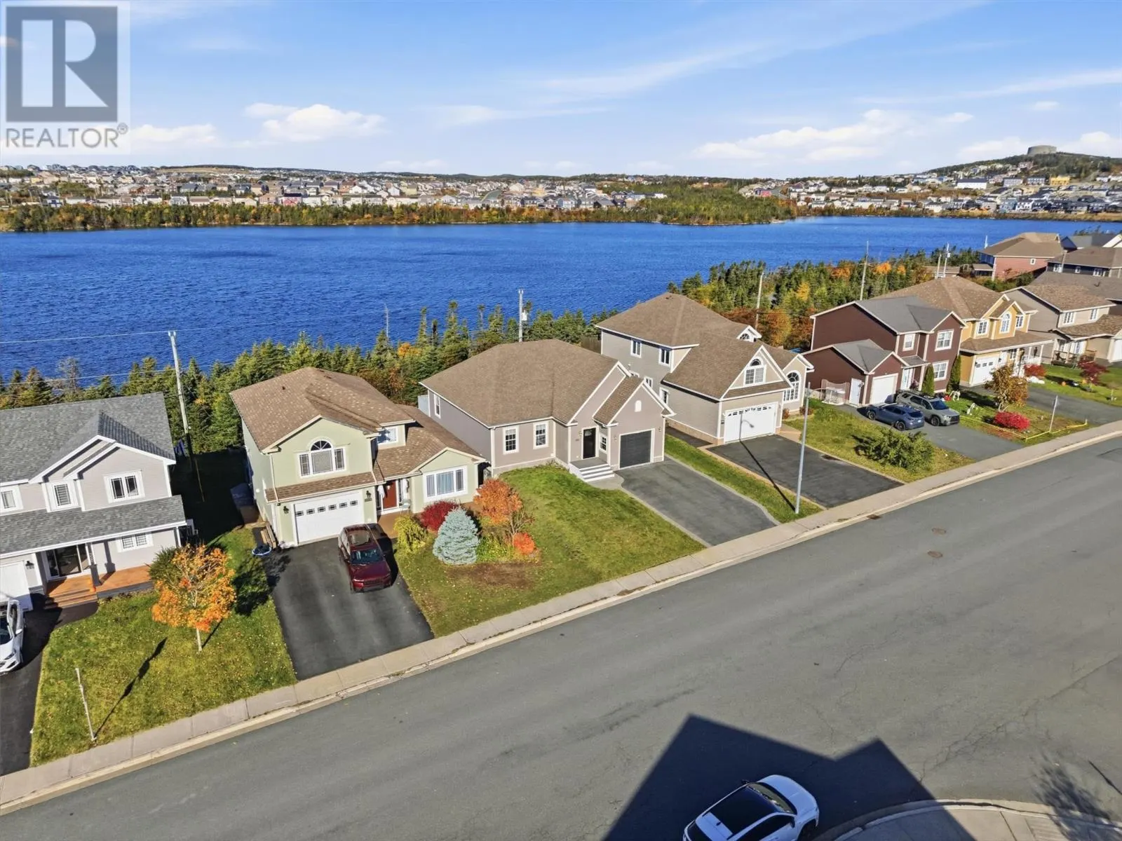 322 Lanark Drive