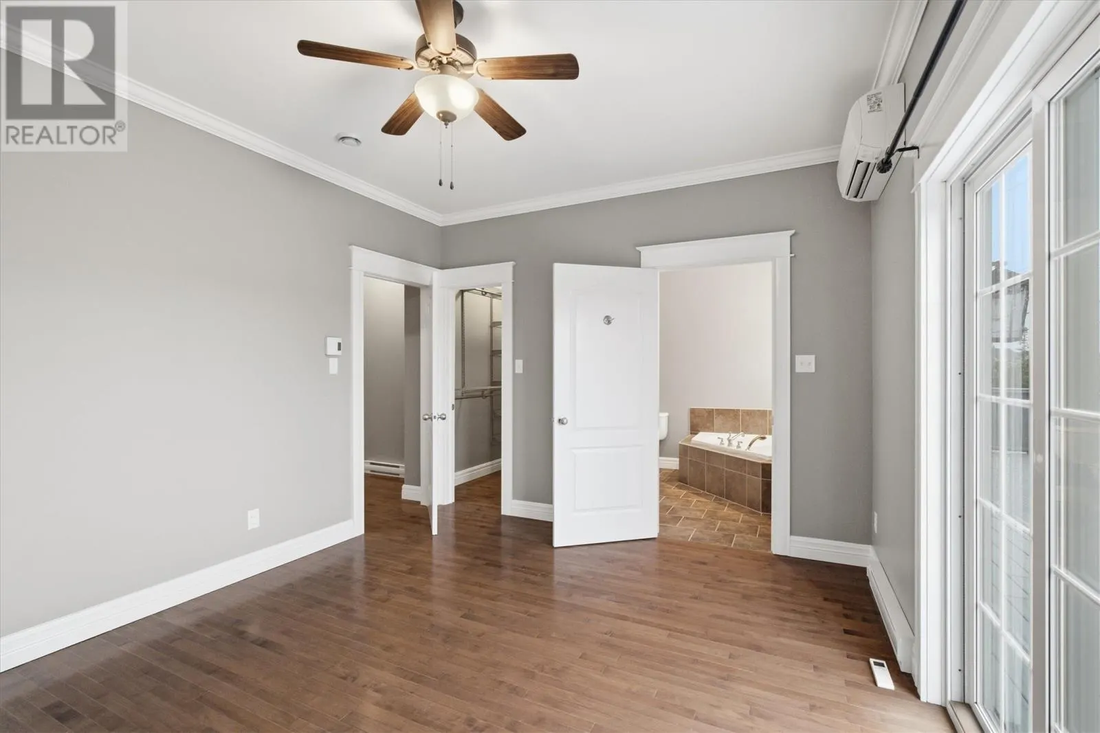 322 Lanark Drive
