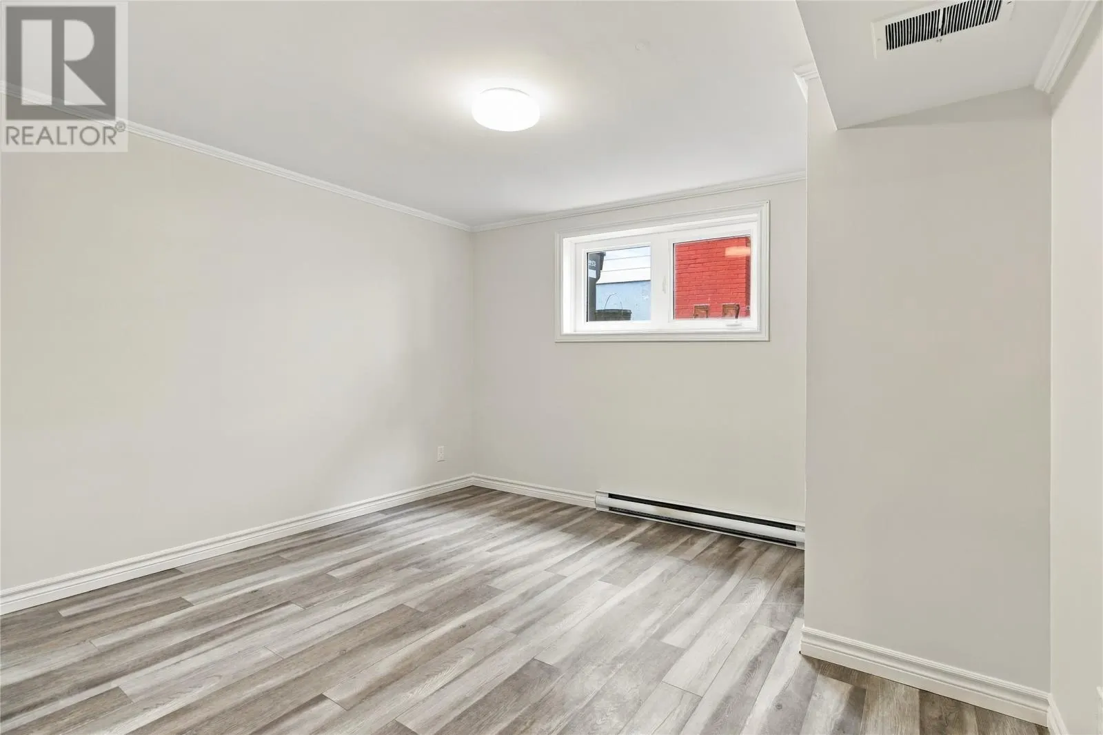 14 Horwood Street