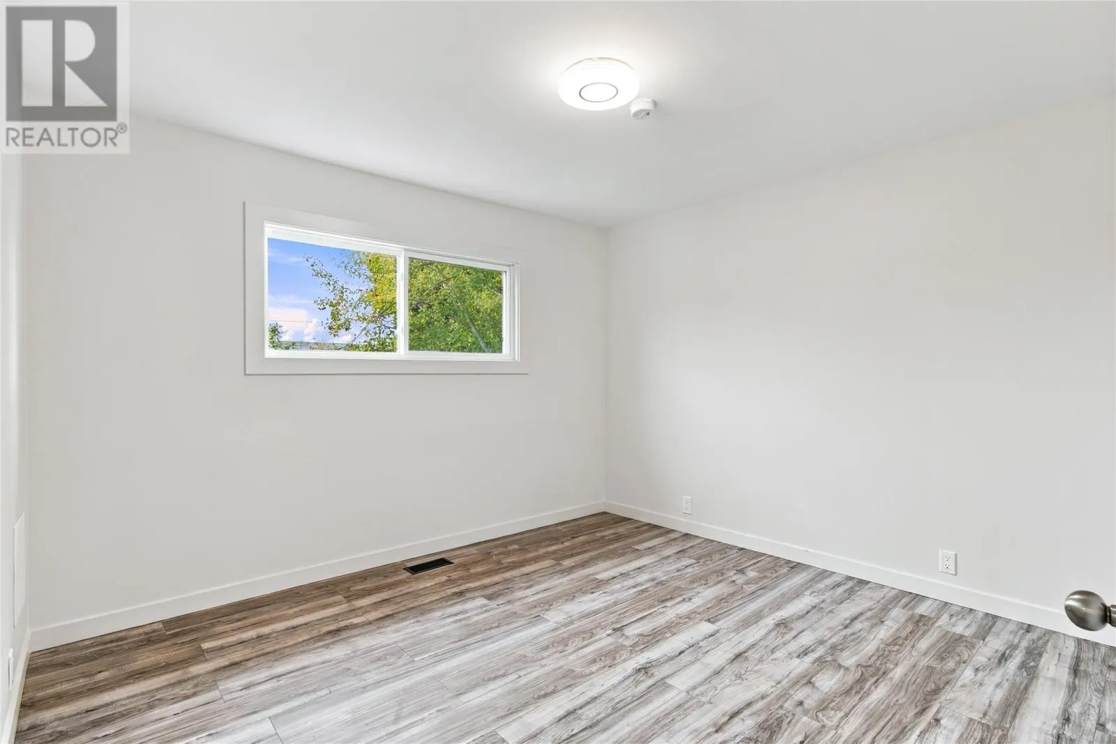 14 Horwood Street