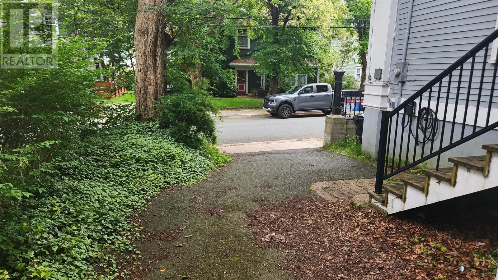 3A Forest Road