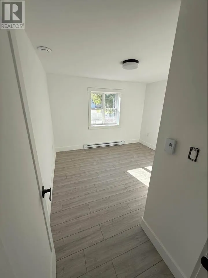 40E Riverside Drive