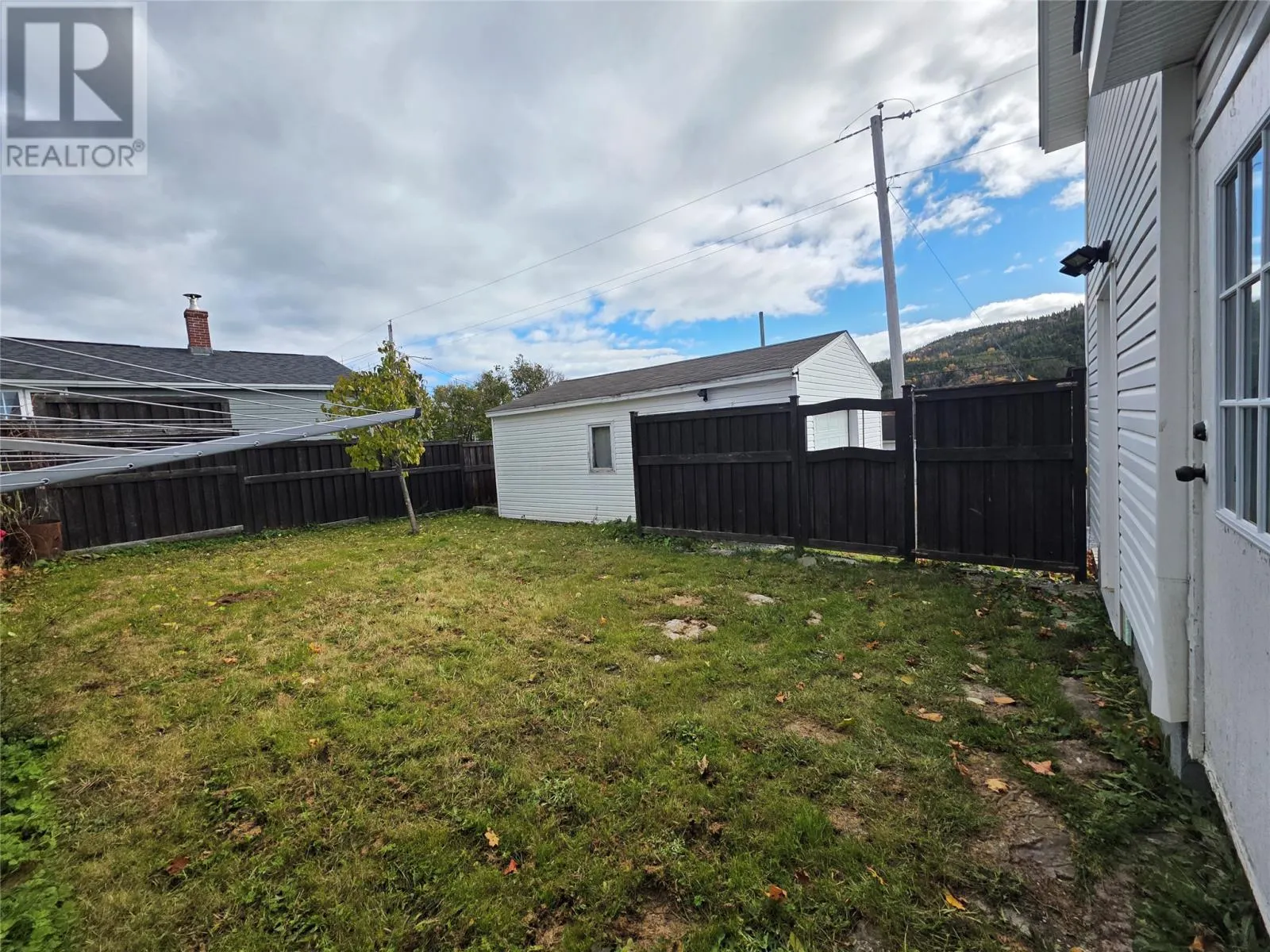 16 Forestside Street