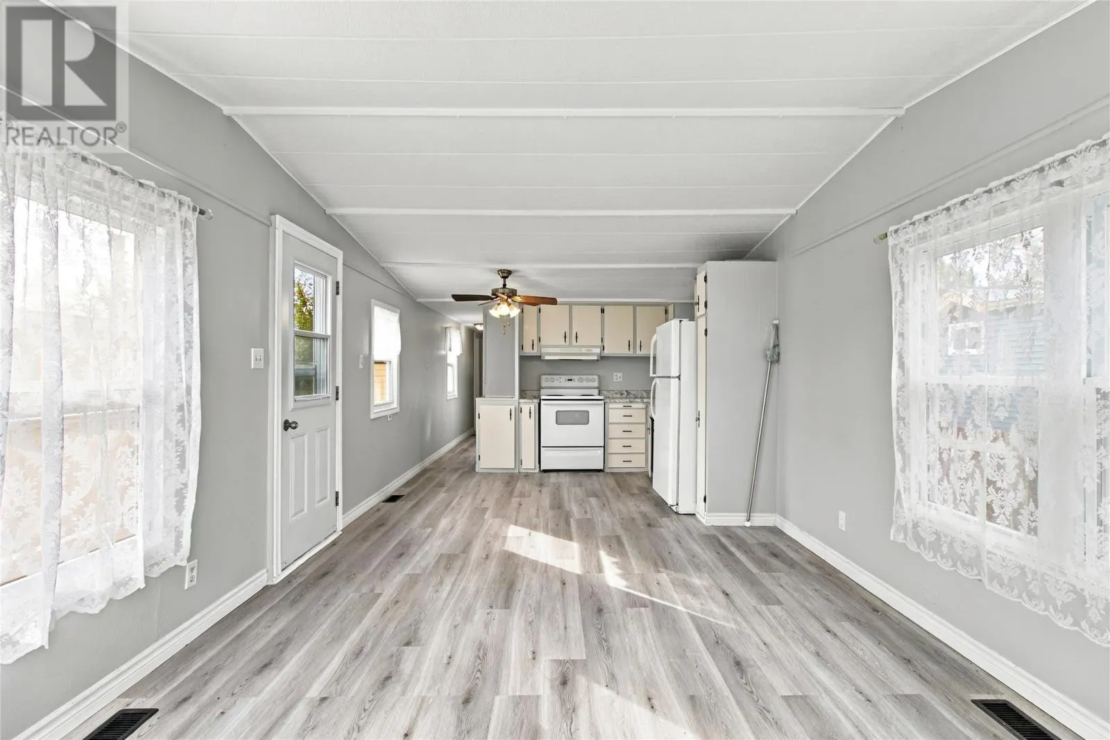 60 Meadowbrook Drive