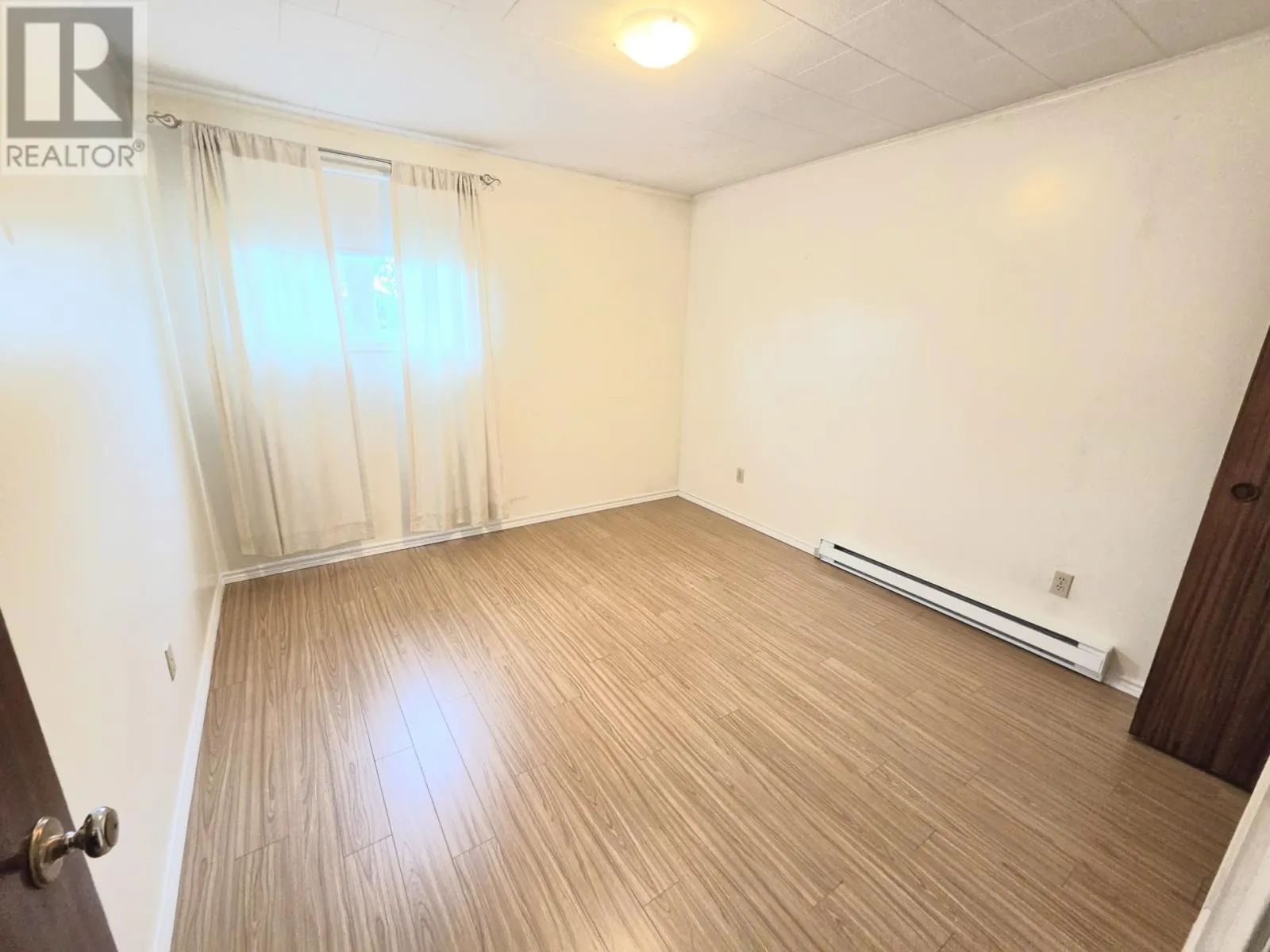47 Marshalls Drive