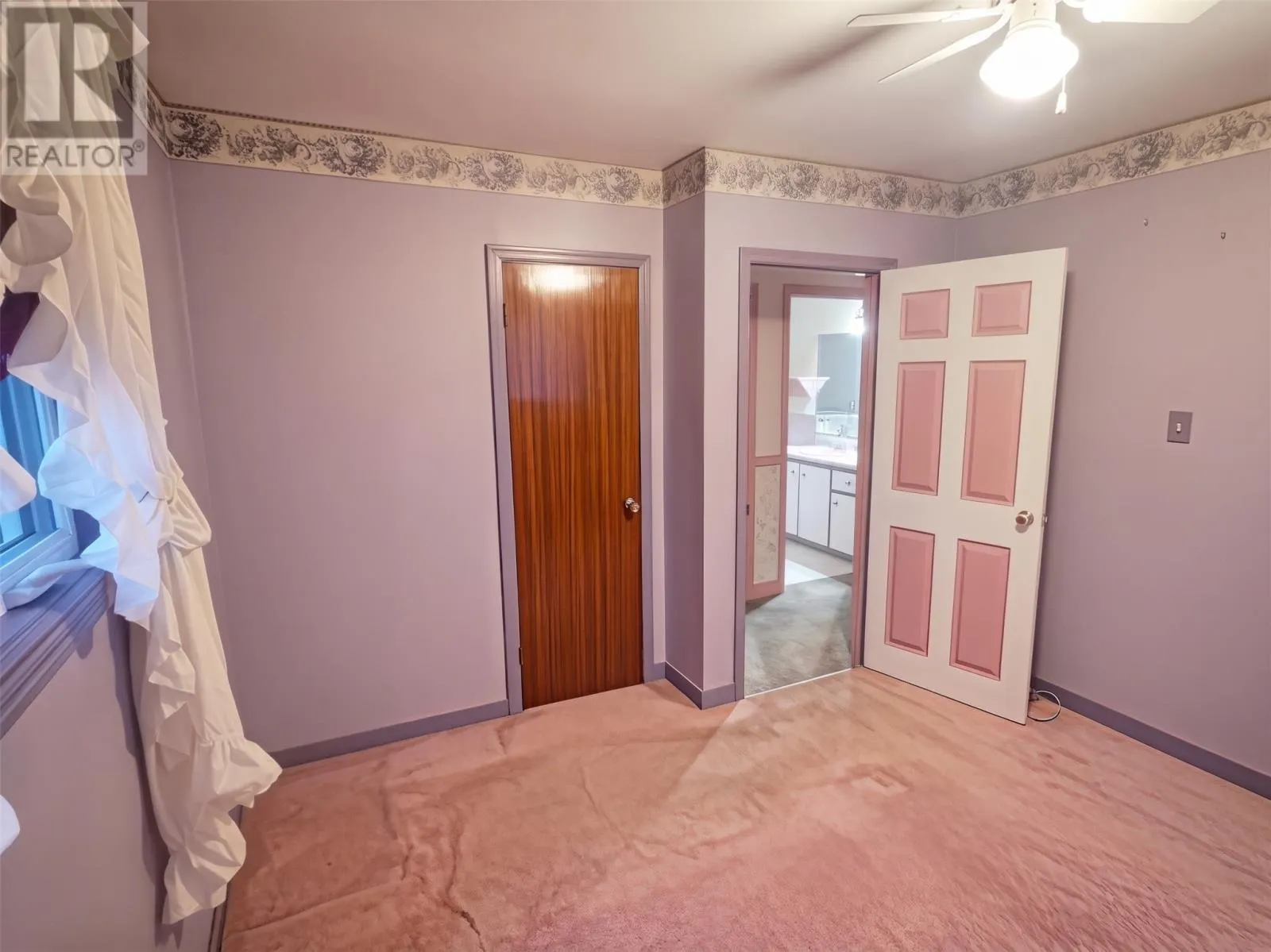 1 Bartlett Place