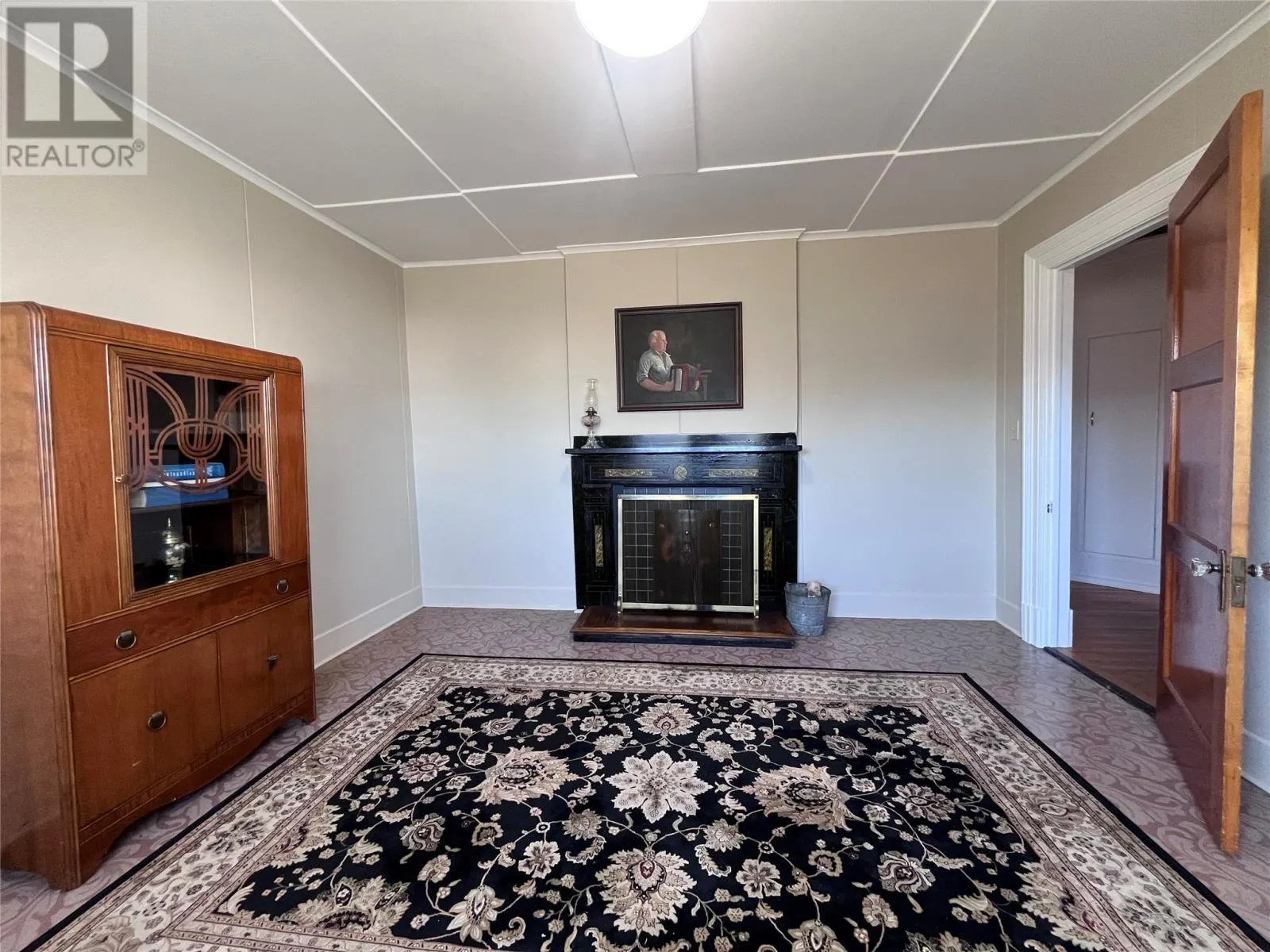 5 Seaview Street