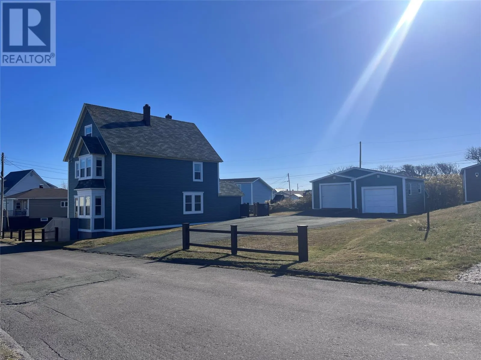 5 Seaview Street