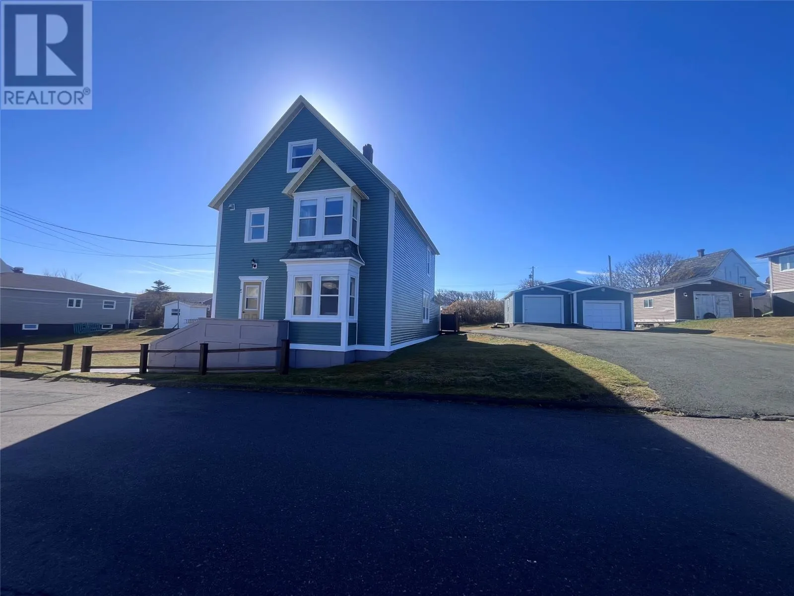 5 Seaview Street