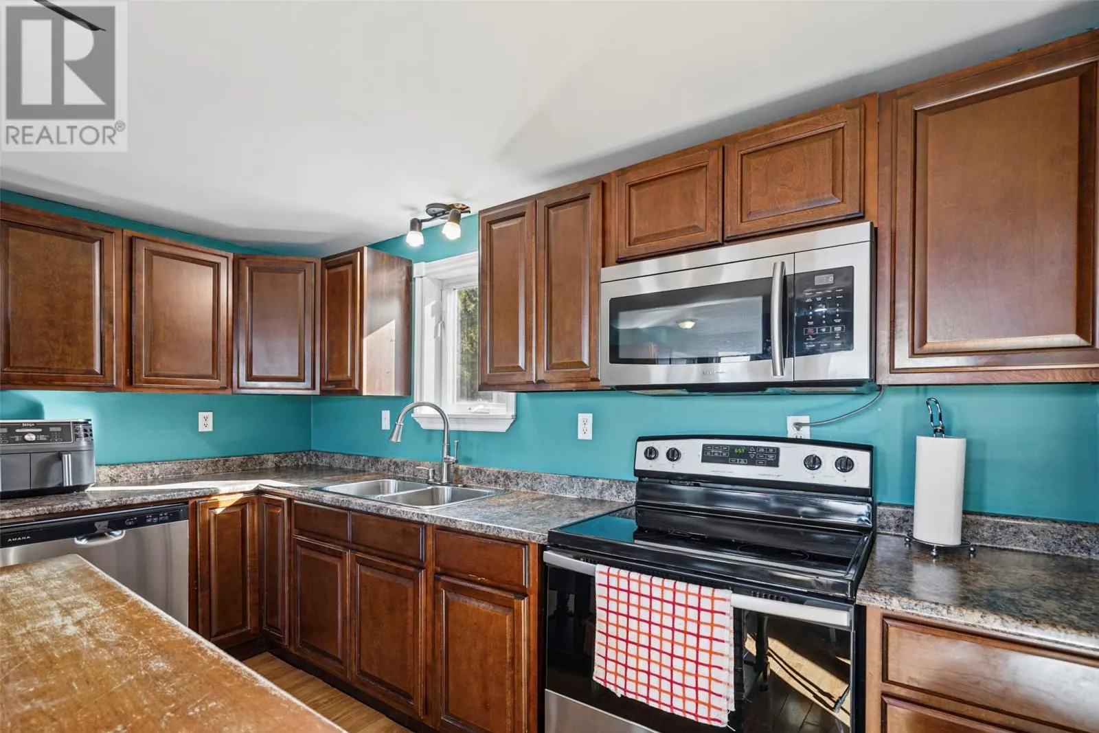 281-283 Seal Cove Road