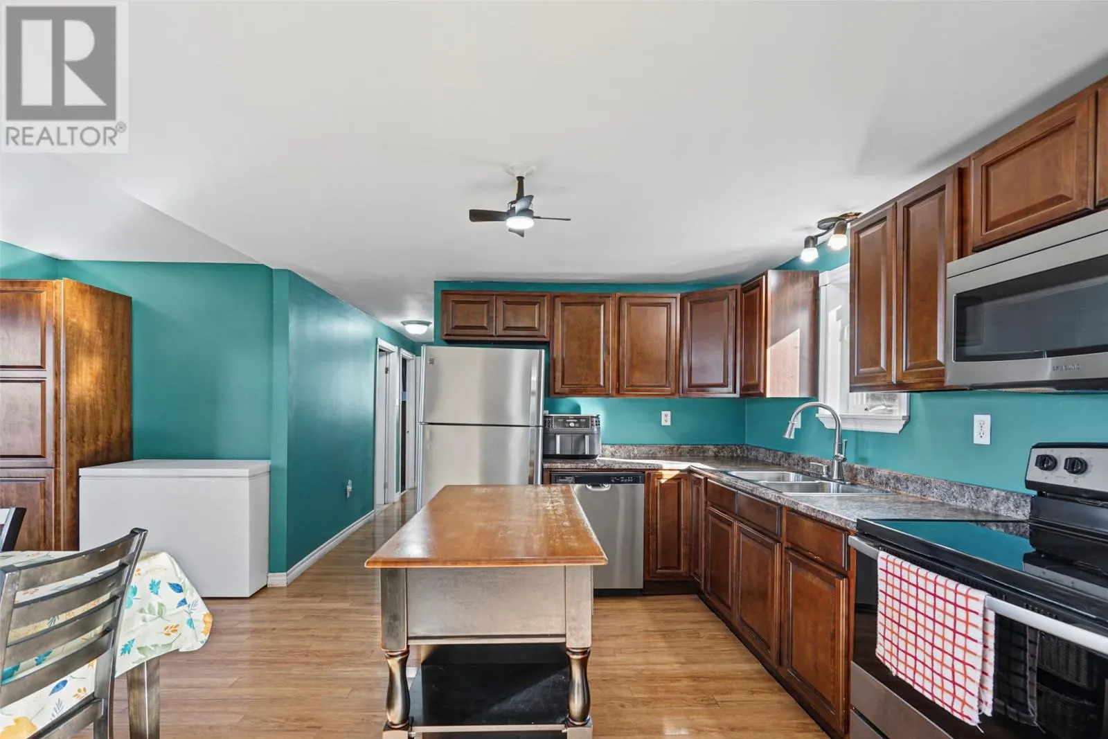 281-283 Seal Cove Road