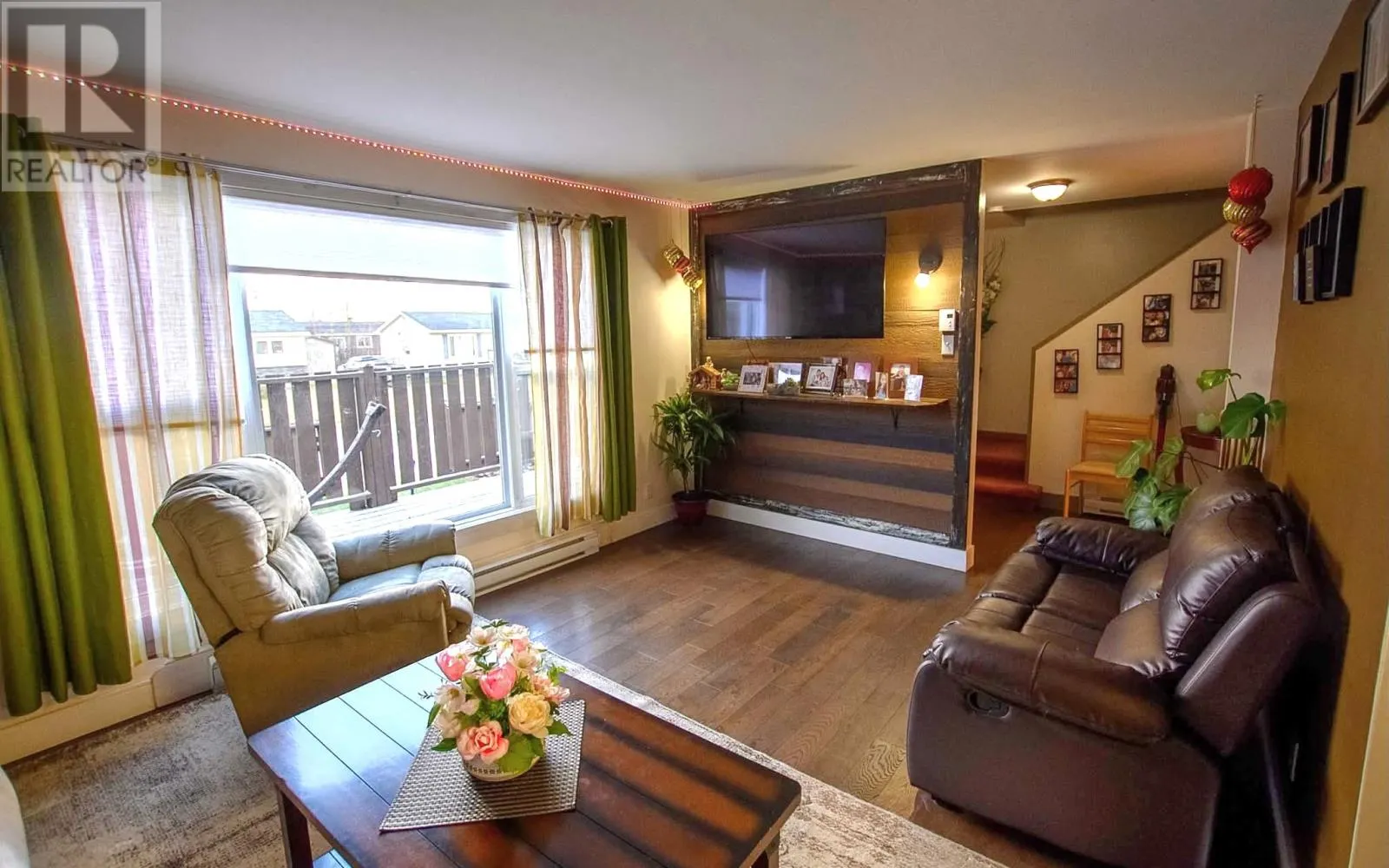 826 Tamarack Drive