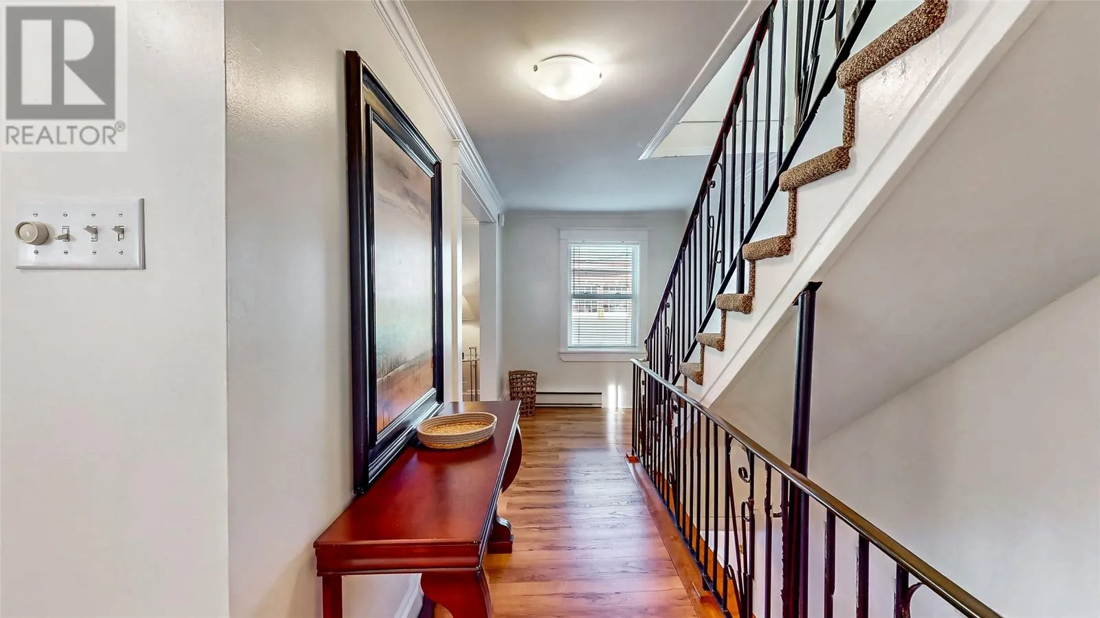 119-121 Long's Hill