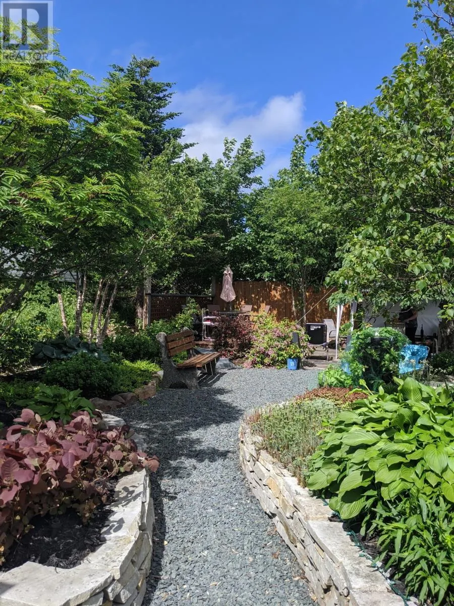 26 Paradise Road
