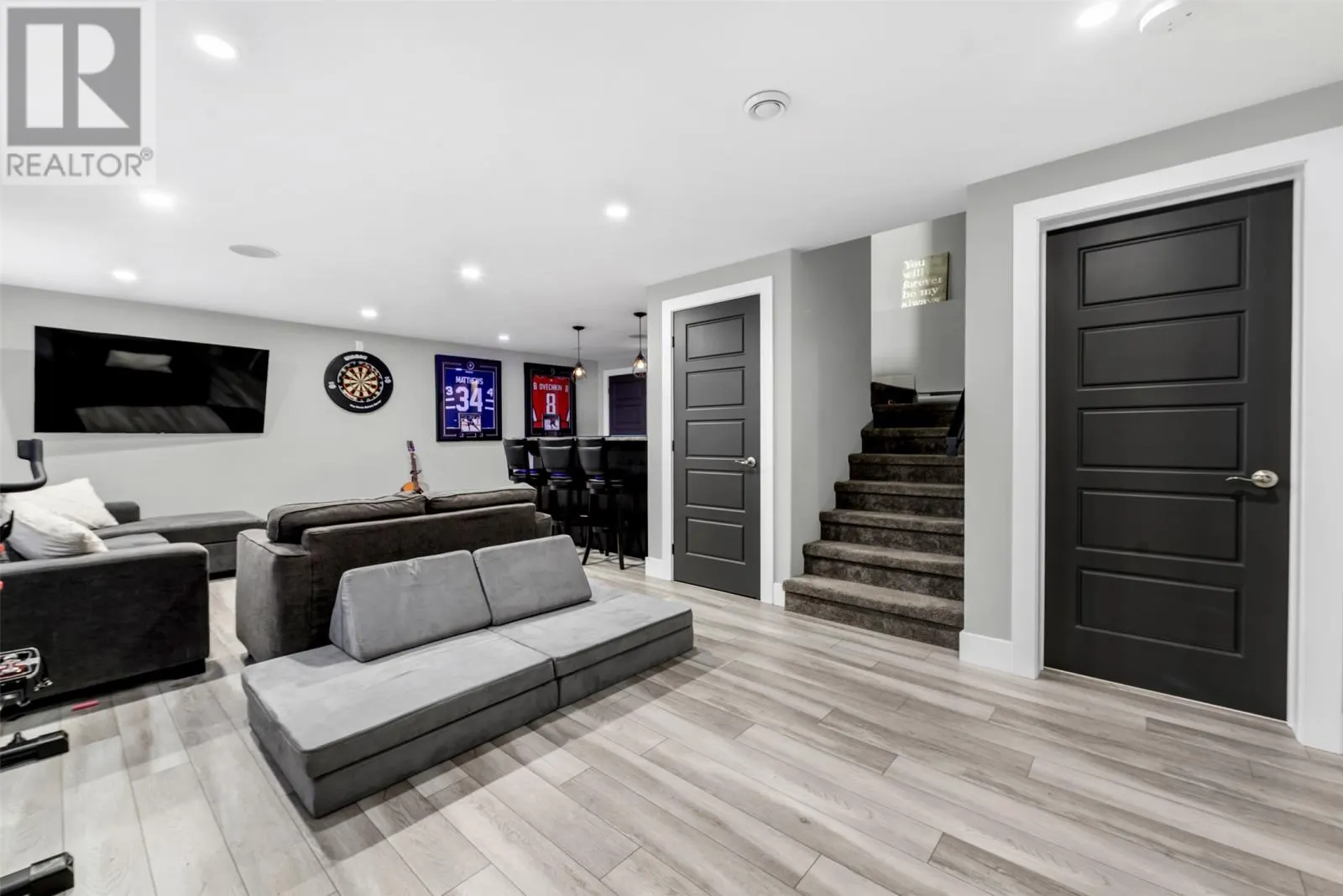 60 Moffatt Road