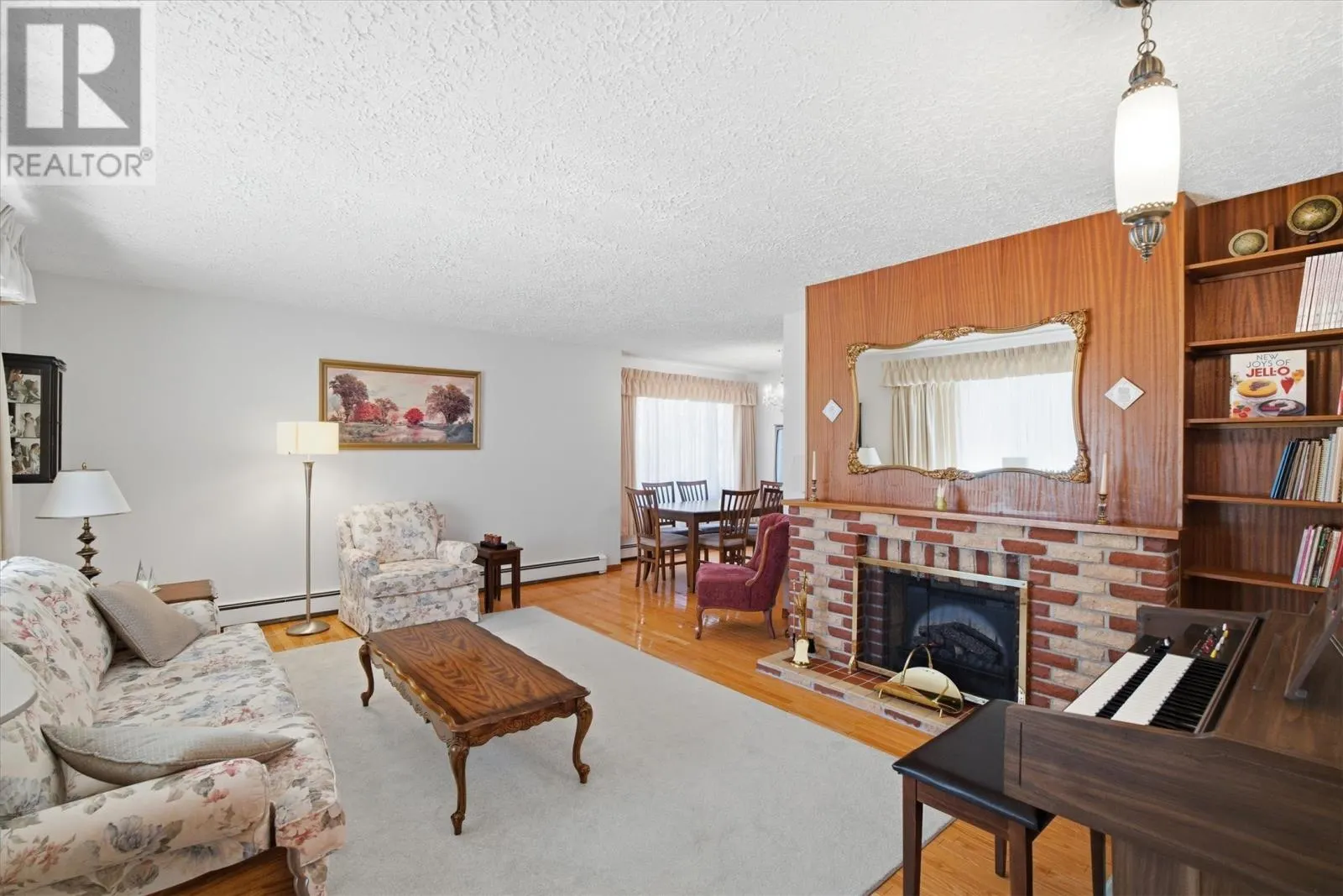 12 Spratt Place
