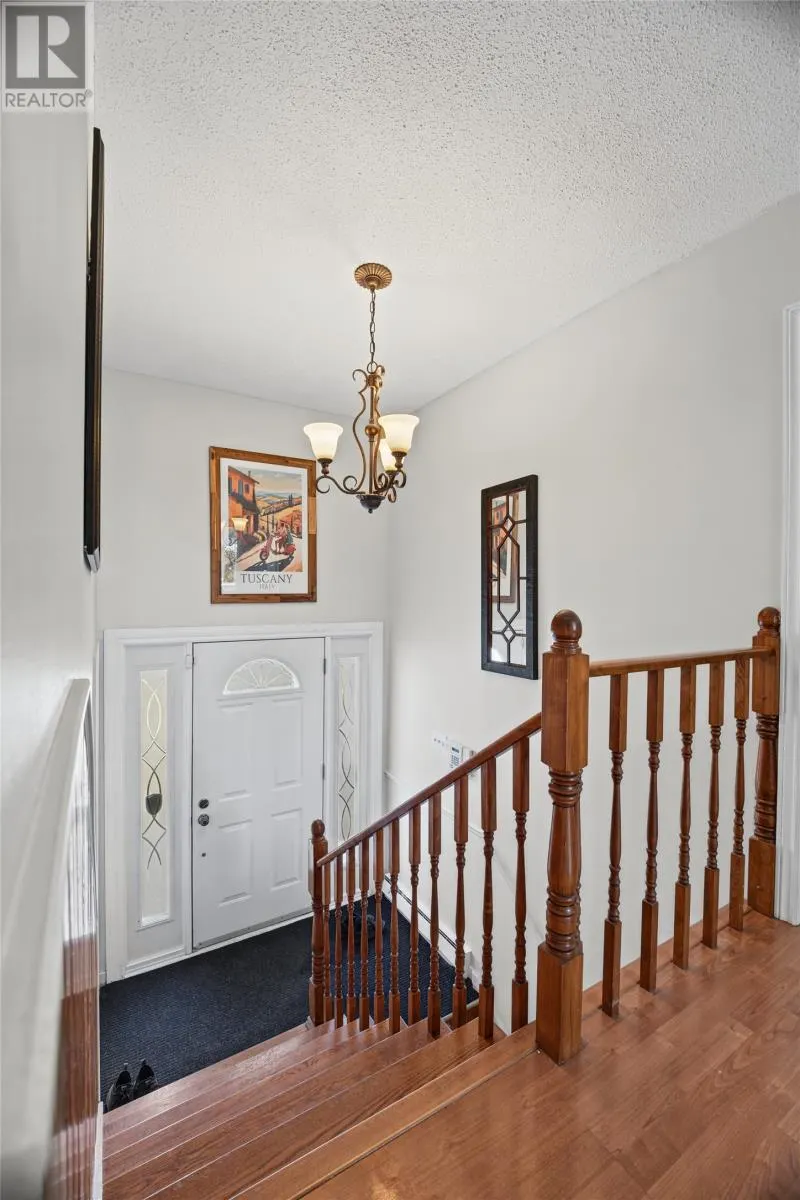 84 Cowan Avenue