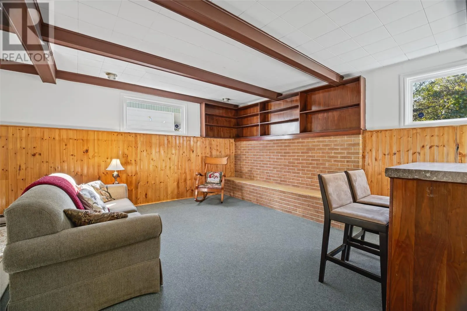 84 Cowan Avenue