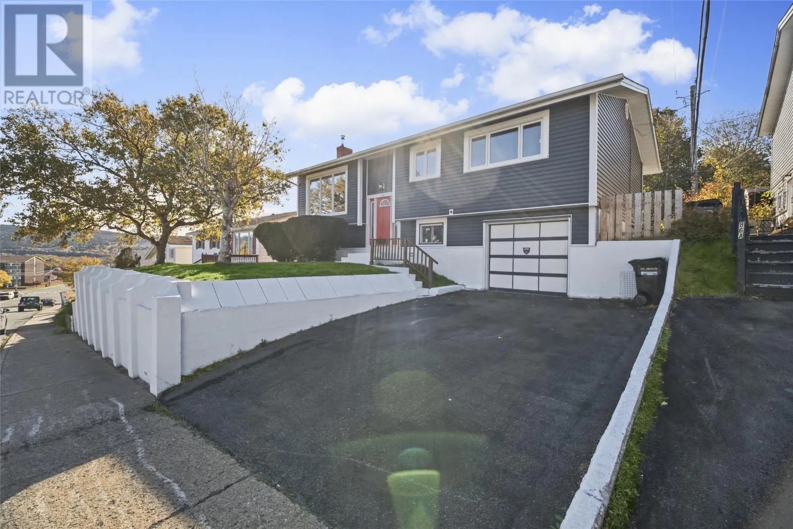 84 Cowan Avenue