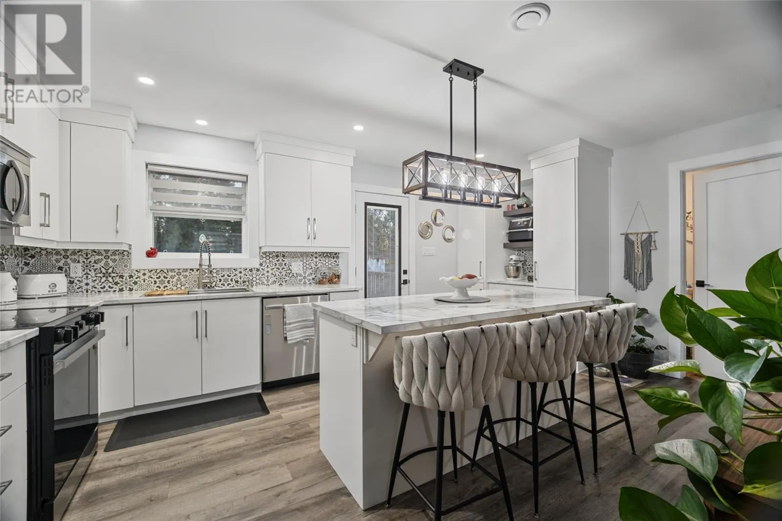 13 Kimbar Drive