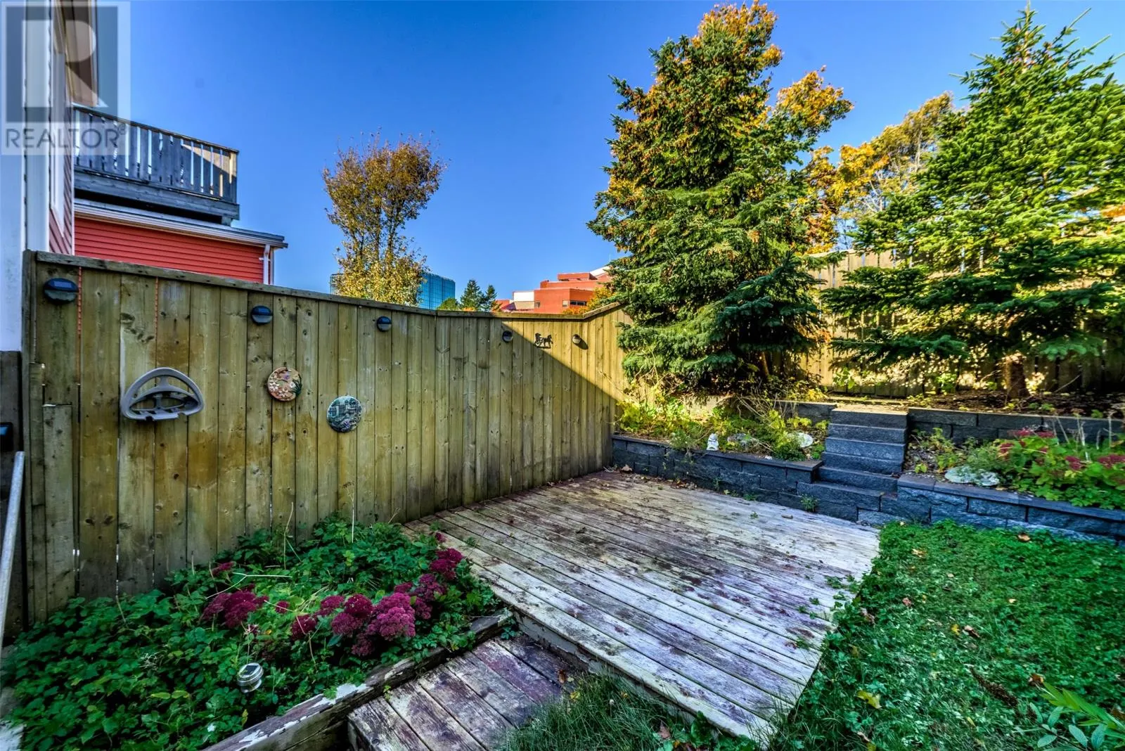 17 Signal Hill Road