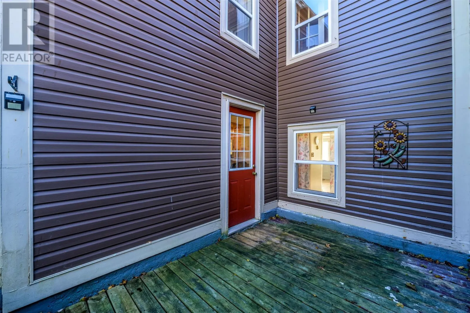 17 Signal Hill Road